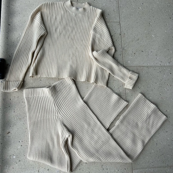 Sincerly Jules Sweaters - Sincerely Jules Cream Ribbed Turtleneck Sweater Set